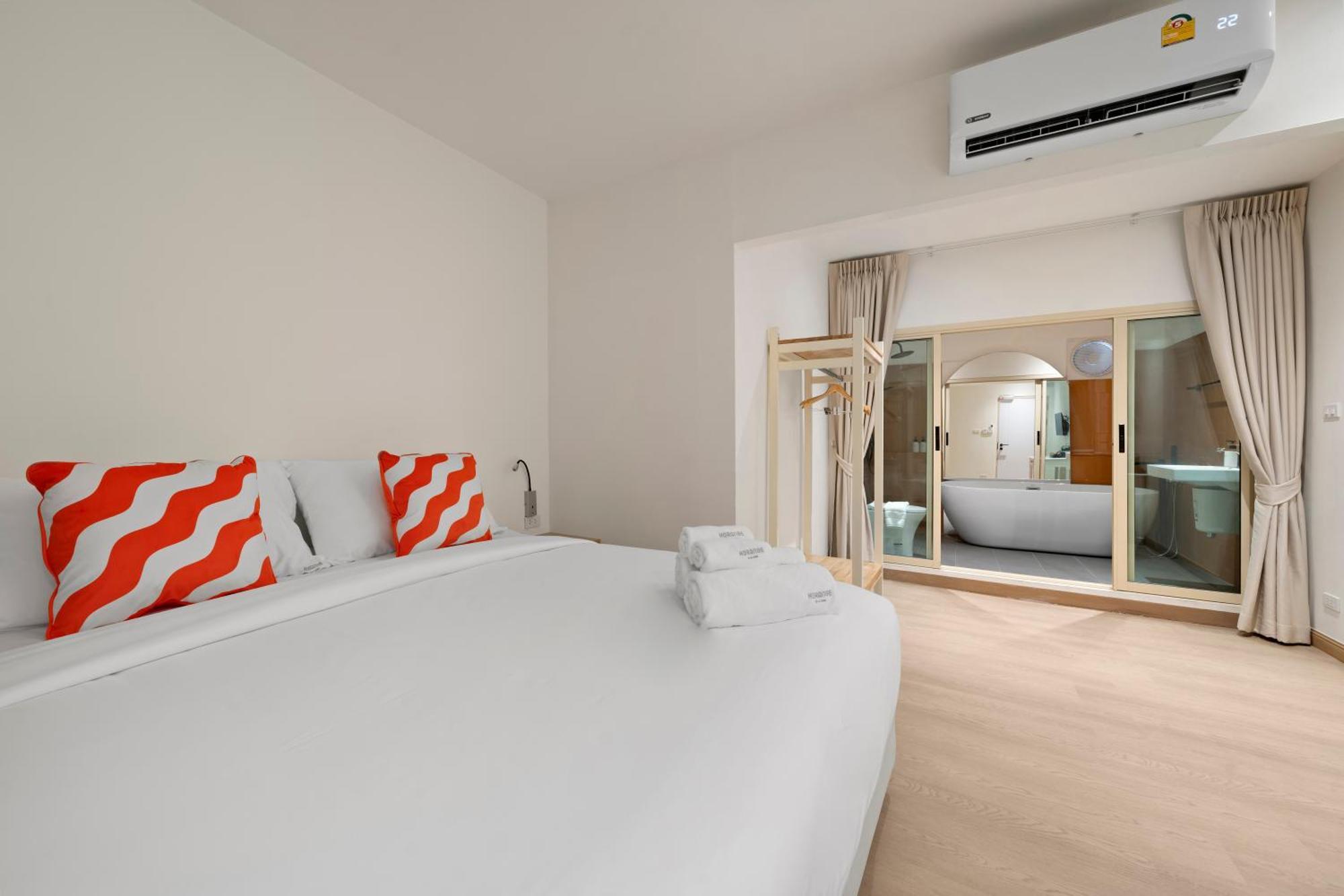 Horange Phuket Town Hotel Exterior photo